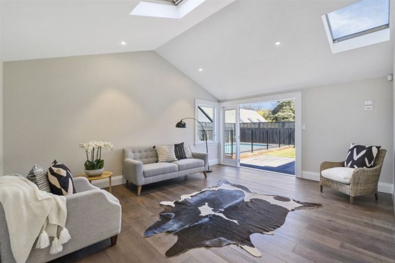 Photo of property in 8 Mays Road, St Albans, Christchurch, 8052