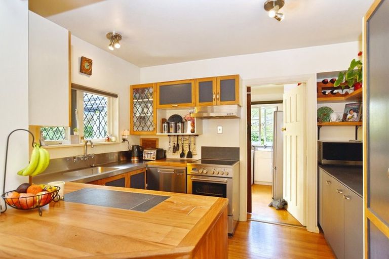 Photo of property in 237 Waimea Terrace, Beckenham, Christchurch, 8023