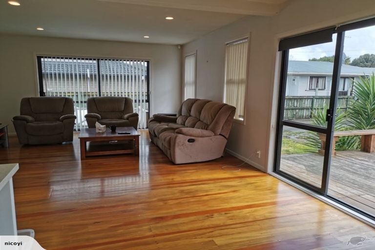 Photo of property in 13a Sunnyside Crescent, Papatoetoe, Auckland, 2025