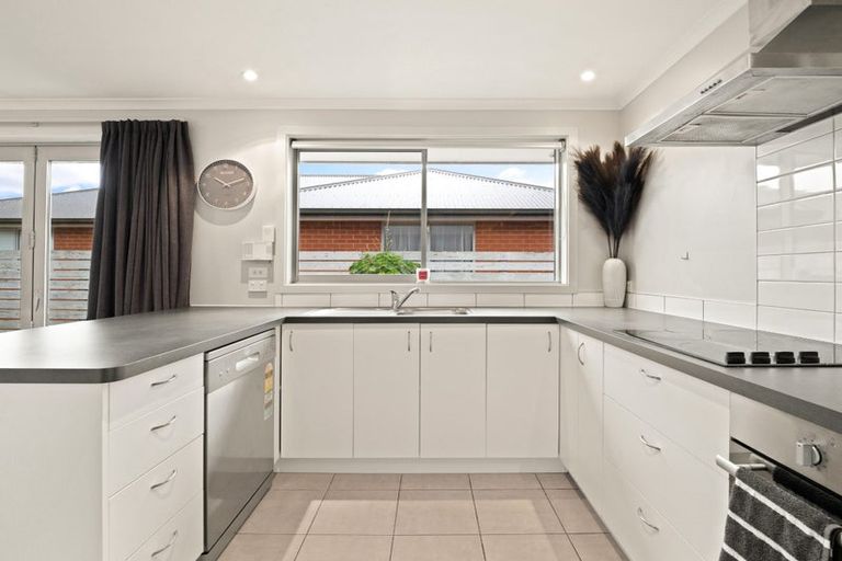 Photo of property in 396 King Edward Street, South Dunedin, Dunedin, 9012