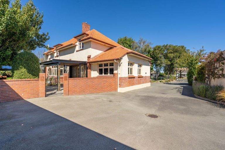 Photo of property in 62 Grange Street, Winton, 9720