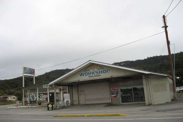 Photo of property in 695 Seven Mile Road, Runanga, 7803