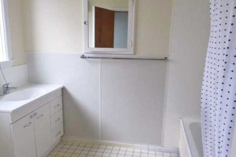 Photo of property in 63 Office Road, Merivale, Christchurch, 8014