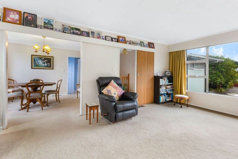 Photo of property in 10 Charthouse Lane, Whitby, Porirua, 5024