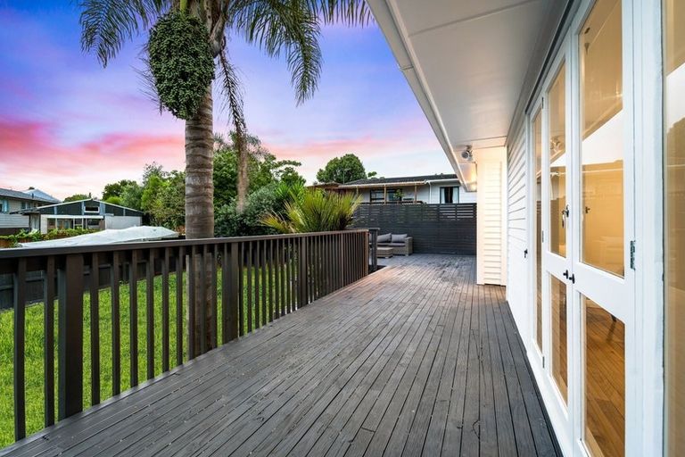 Photo of property in 15 Posa Avenue, Henderson, Auckland, 0612