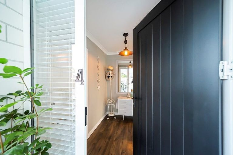 Photo of property in 4 Terli Way, Glen Avon, New Plymouth, 4312