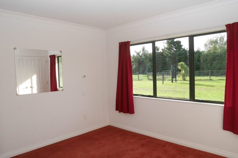 Photo of property in 12 Te Horo Beach Road, Te Horo, Otaki, 5581