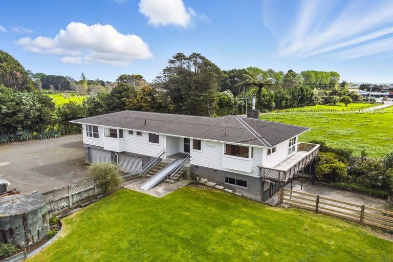 Photo of property in 74 Arapaepae Road, Levin, 5510