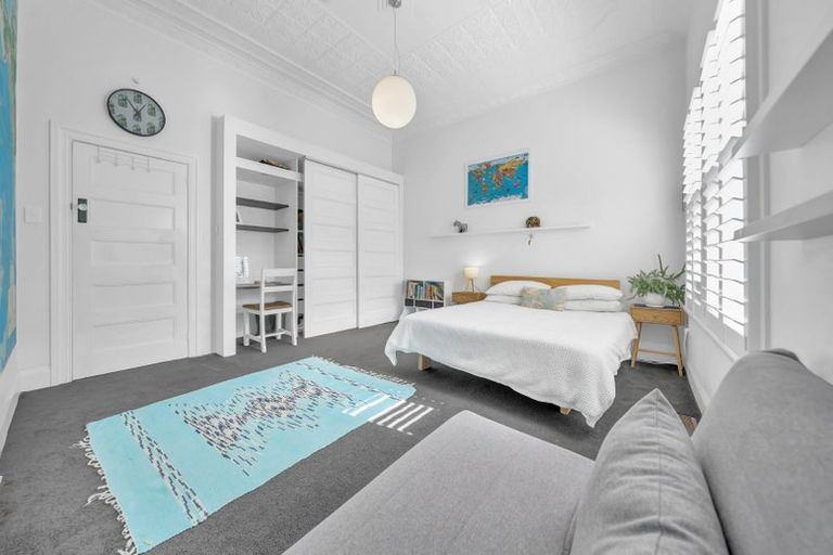 Photo of property in 23 Cheltenham Road, Devonport, Auckland, 0624