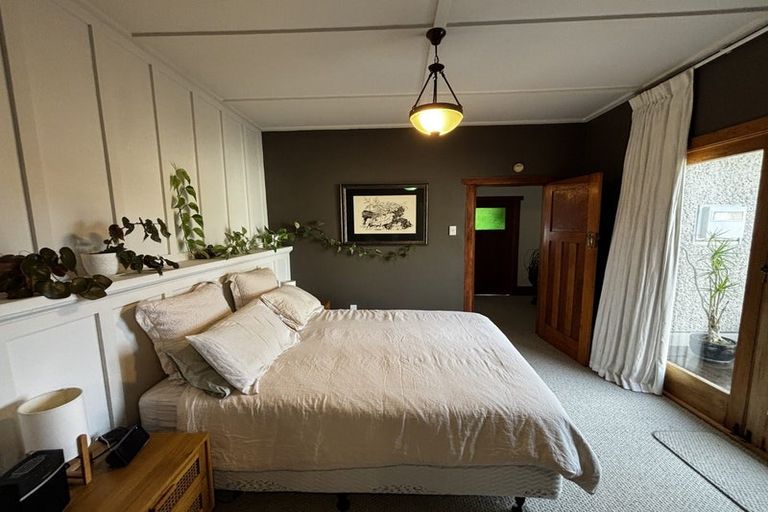 Photo of property in 22 Chilman Street, Strandon, New Plymouth, 4312