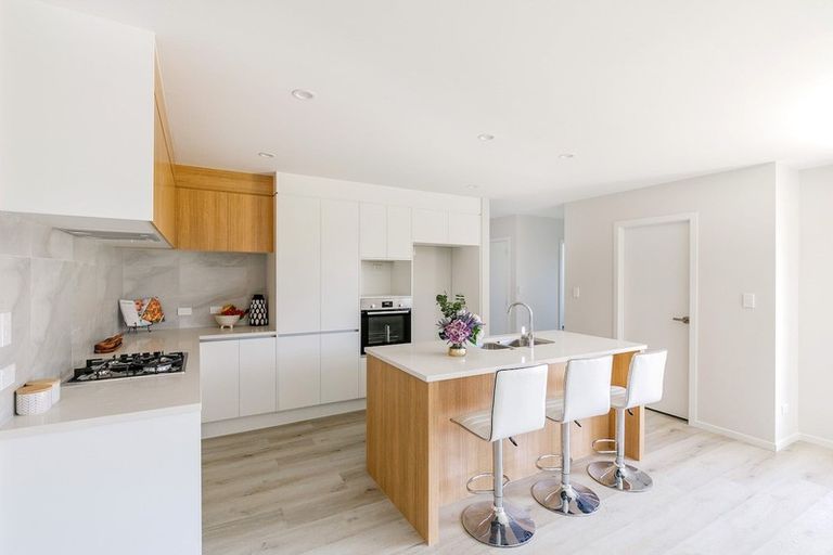 Photo of property in 11 Zadar Street, Kumeu, 0810