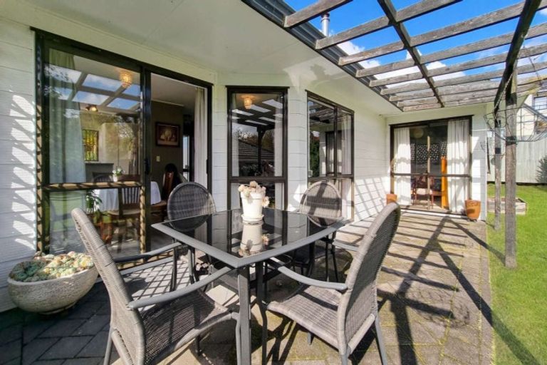 Photo of property in 14 Elmslie Place, Owhata, Rotorua, 3010