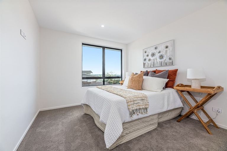 Photo of property in 1 Shibata Rise, Ranui, Auckland, 0612