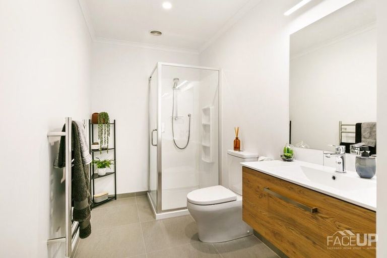 Photo of property in 7 Hudson Bay Road, Hobsonville, Auckland, 0616