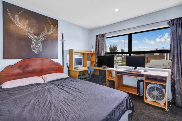 Photo of property in 57 Aroha Street, Pegasus, 7612