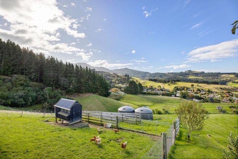 Photo of property in 18 Kens Lane, Sawyers Bay, Port Chalmers, 9023