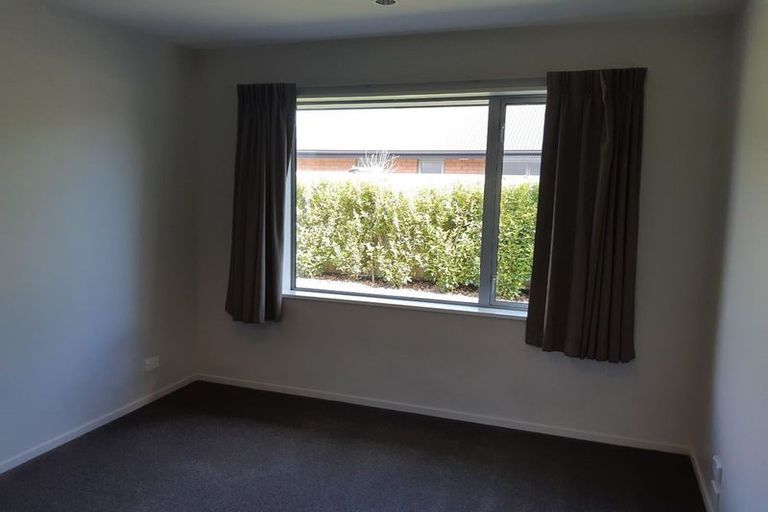 Photo of property in 3 Bradwell Crescent, Halswell, Christchurch, 8025