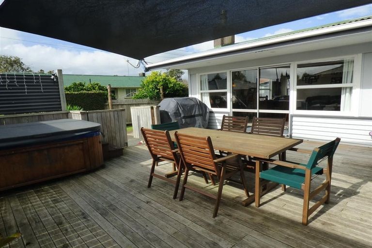 Photo of property in 13 Greenhaven Avenue, Opaheke, Papakura, 2113