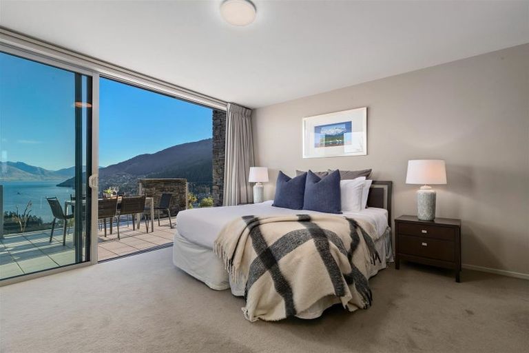 Photo of property in 4/25 Belfast Terrace, Queenstown, 9300