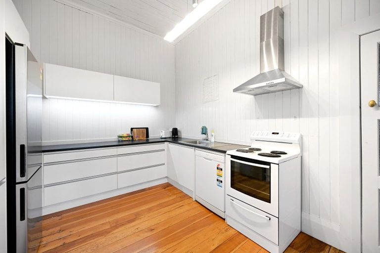 Photo of property in 15 Wellington Street, Hamilton East, Hamilton, 3216