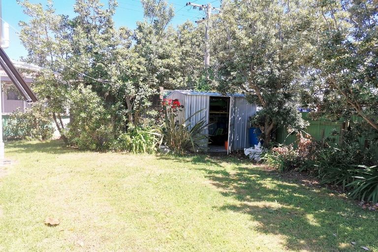 Photo of property in 2 Tamure Crescent, Mahia, 4198