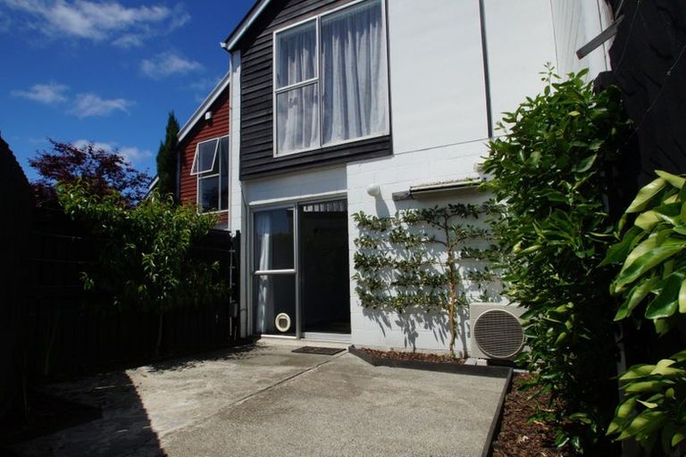 Photo of property in 3/69 Thackeray Place, Waltham, Christchurch, 8023