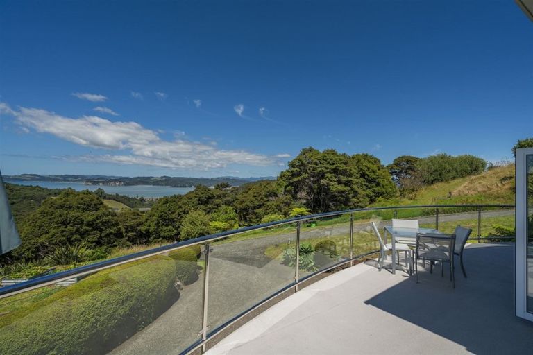 Photo of property in 49 Tarapatiki Drive, Whitianga, 3510