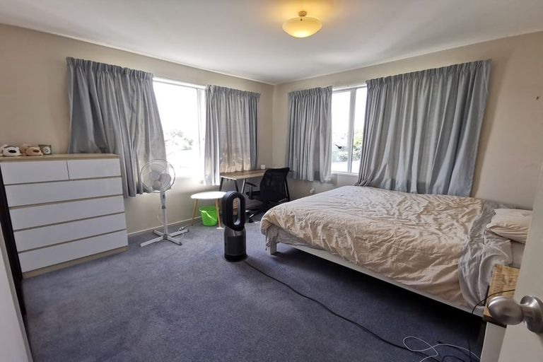 Photo of property in 19 Te Maru Place, Redwood, Christchurch, 8051
