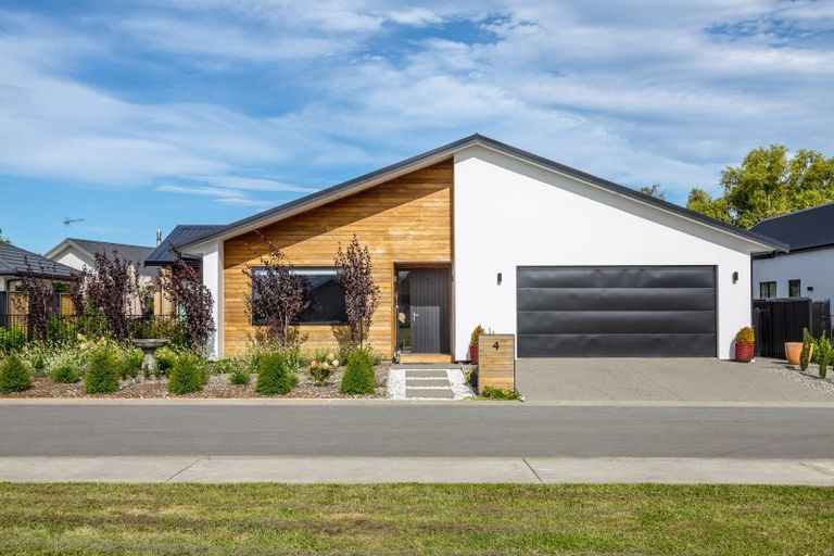 Photo of property in 4 Peony Drive, Greytown, 5712