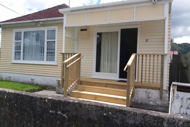 Photo of property in 12 Dempsey Street, Naenae, Lower Hutt, 5011