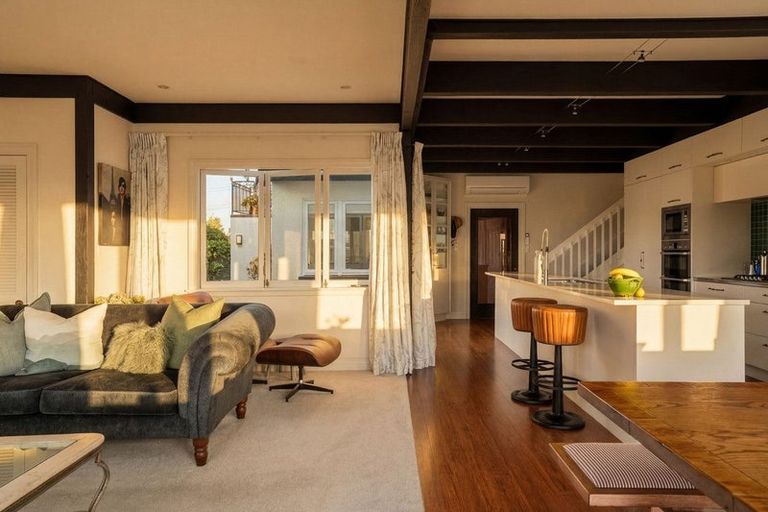 Photo of property in 16 Hinewa Road, Otumoetai, Tauranga, 3110