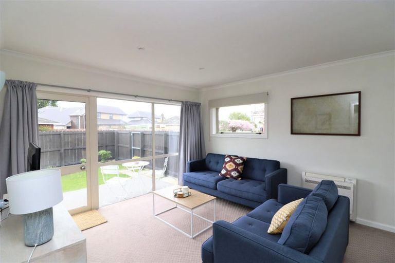 Photo of property in 4/5 Trist Place, Edgeware, Christchurch, 8013