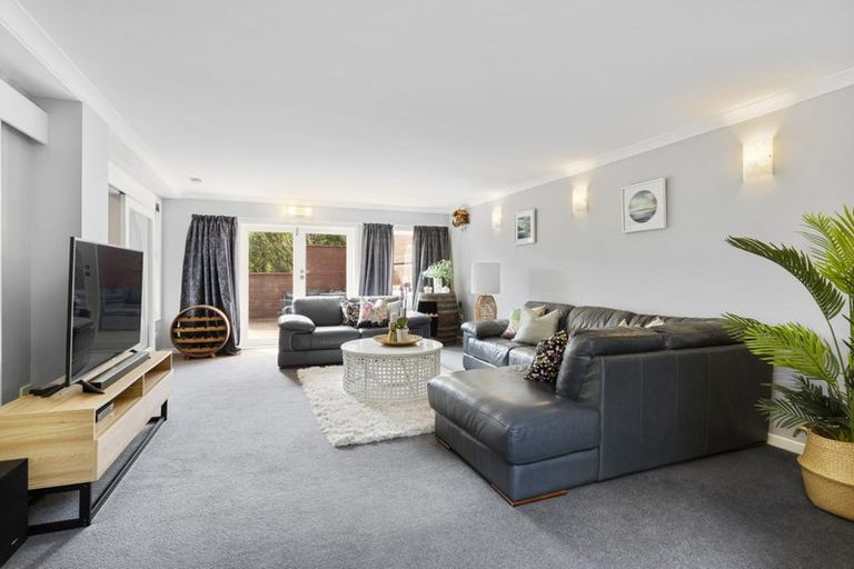 Photo of property in 53 Milne Terrace, Island Bay, Wellington, 6023