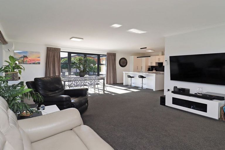 Photo of property in 22 Arun Street, South Hill, Oamaru, 9400