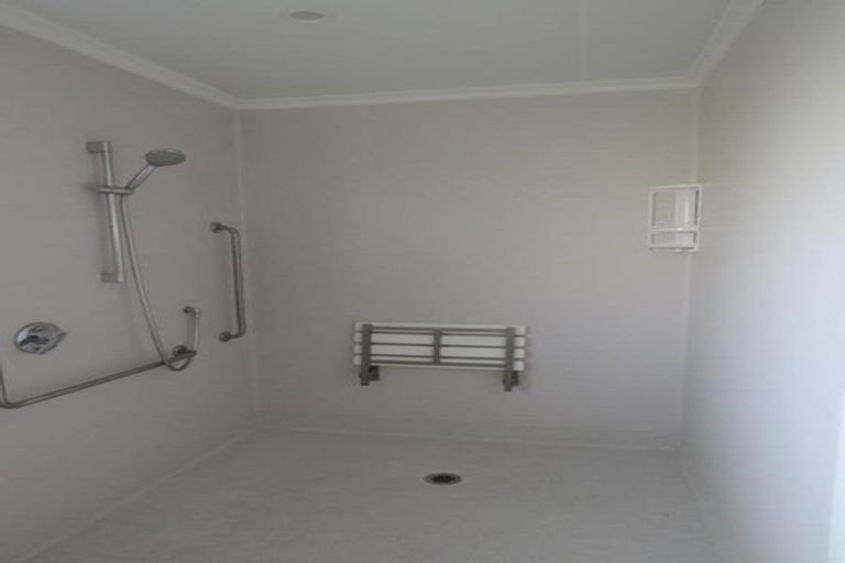Photo of property in 1 Price Street, Westown, New Plymouth, 4310