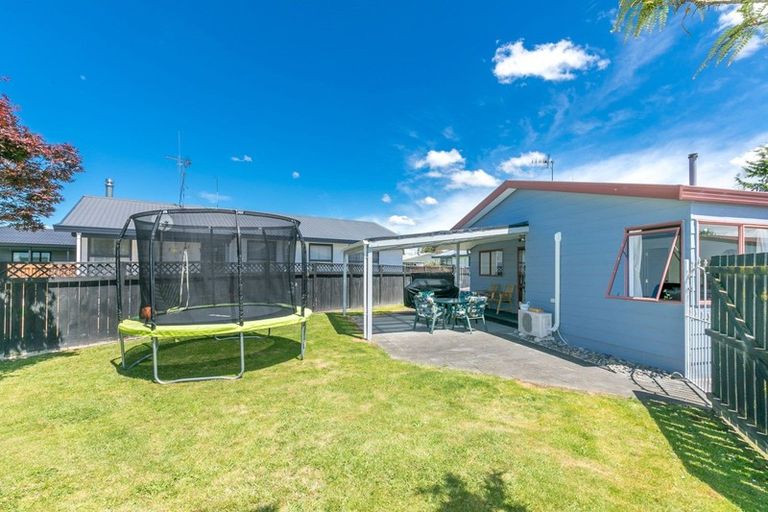 Photo of property in 7 Myrlene Place, Nawton, Hamilton, 3200