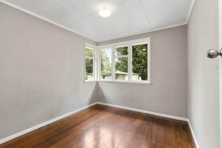 Photo of property in 124 Clarkin Road, Fairfield, Hamilton, 3214