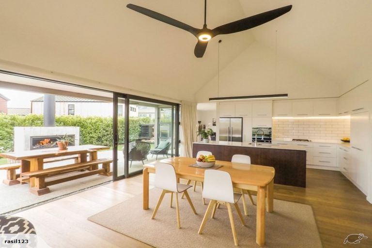 Photo of property in 48 Falconer Rise, Jacks Point, Queenstown, 9371