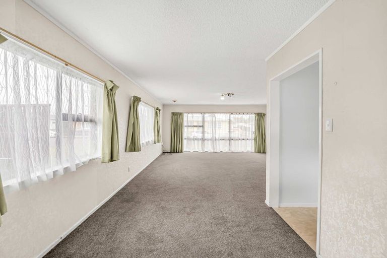 Photo of property in 11 Cornwall Street, Levin, 5510
