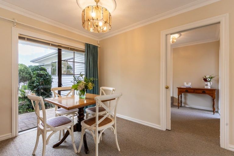 Photo of property in 114 Main Road South, Raumati Beach, Paraparaumu, 5032