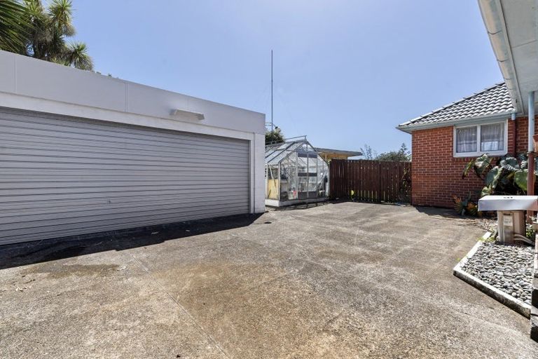 Photo of property in 103 Cook Street, Marfell, New Plymouth, 4310