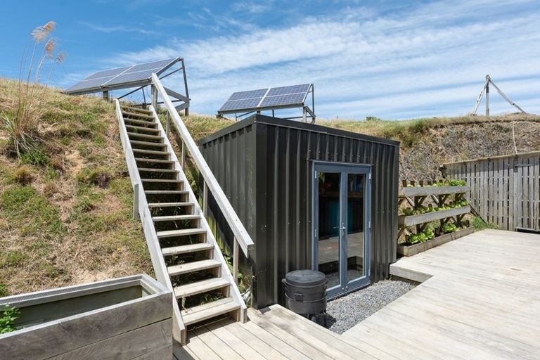 Photo of property in 1029 Ohariu Valley Road, Ohariu, Wellington, 6037