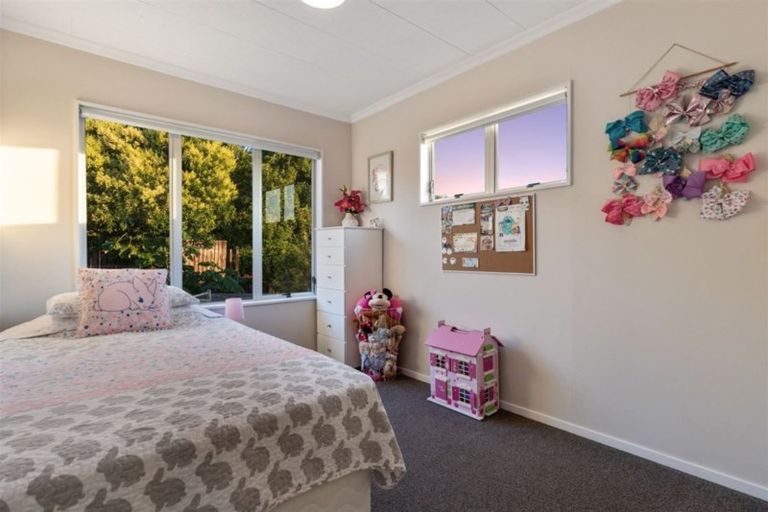 Photo of property in 25 Cypress Crescent, Pukete, Hamilton, 3200