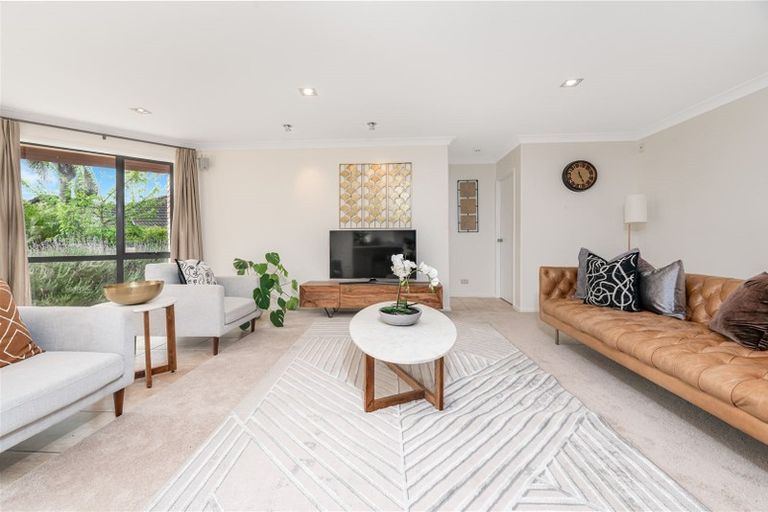 Photo of property in 39 Lake Panorama Drive, Henderson, Auckland, 0612