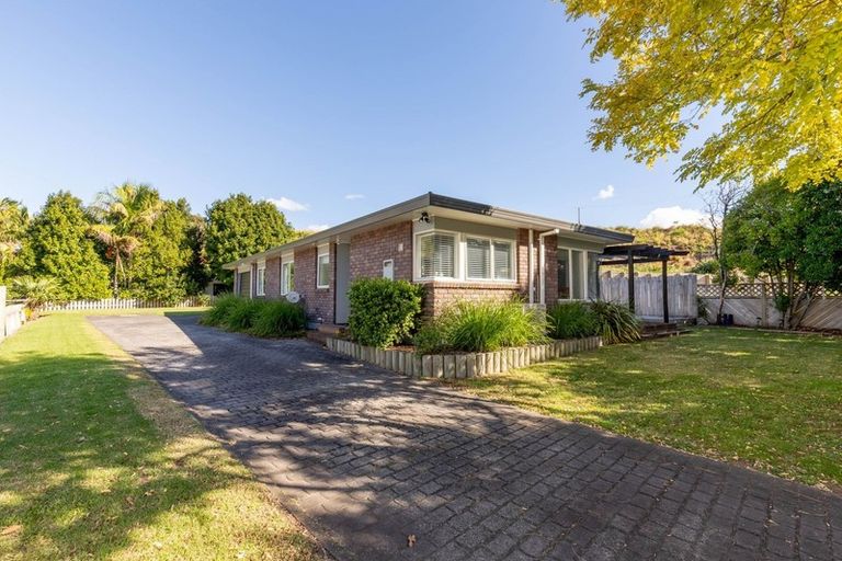 Photo of property in 4 Beach Grove, Omokoroa, 3114