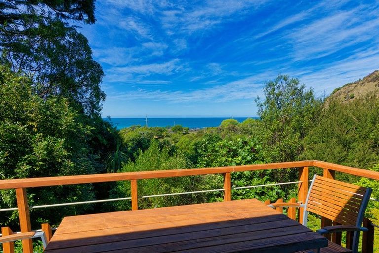 Photo of property in 6 Valley Road, Goose Bay, Kaikoura, 7374