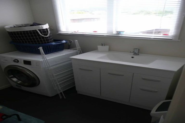 Photo of property in 2 Tarawera Road, Johnsonville, Wellington, 6037