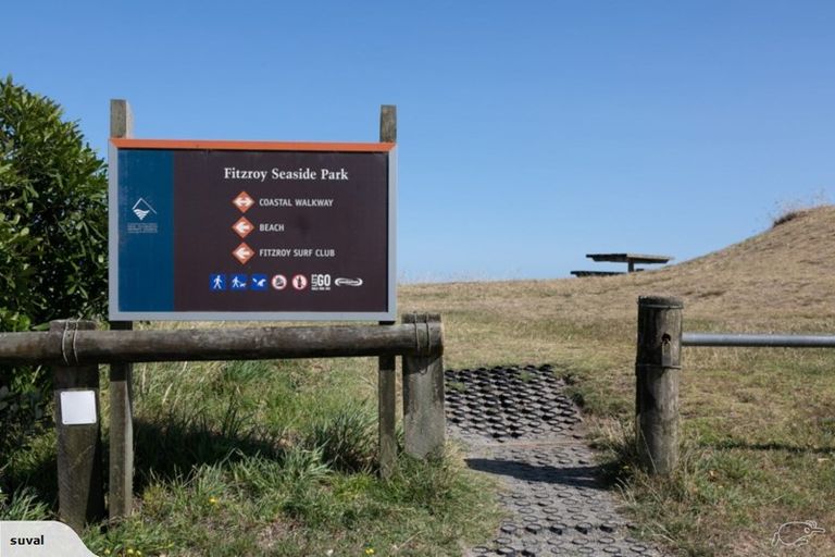 Photo of property in 23a Sackville Street, Martinborough, 5711