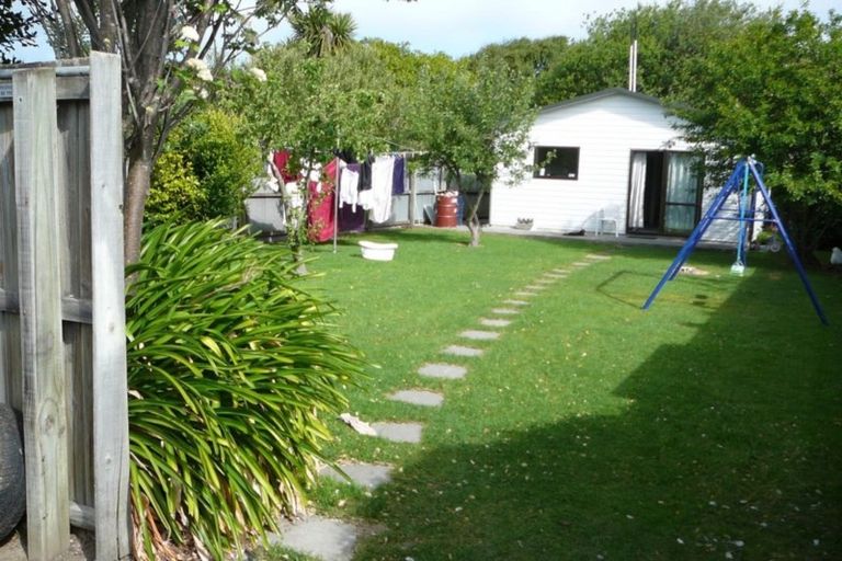 Photo of property in 11a Cradock Street, South New Brighton, Christchurch, 8062