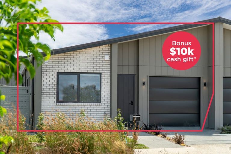 Photo of property in 51 Parkmore Drive, Rosehill, Papakura, 2113